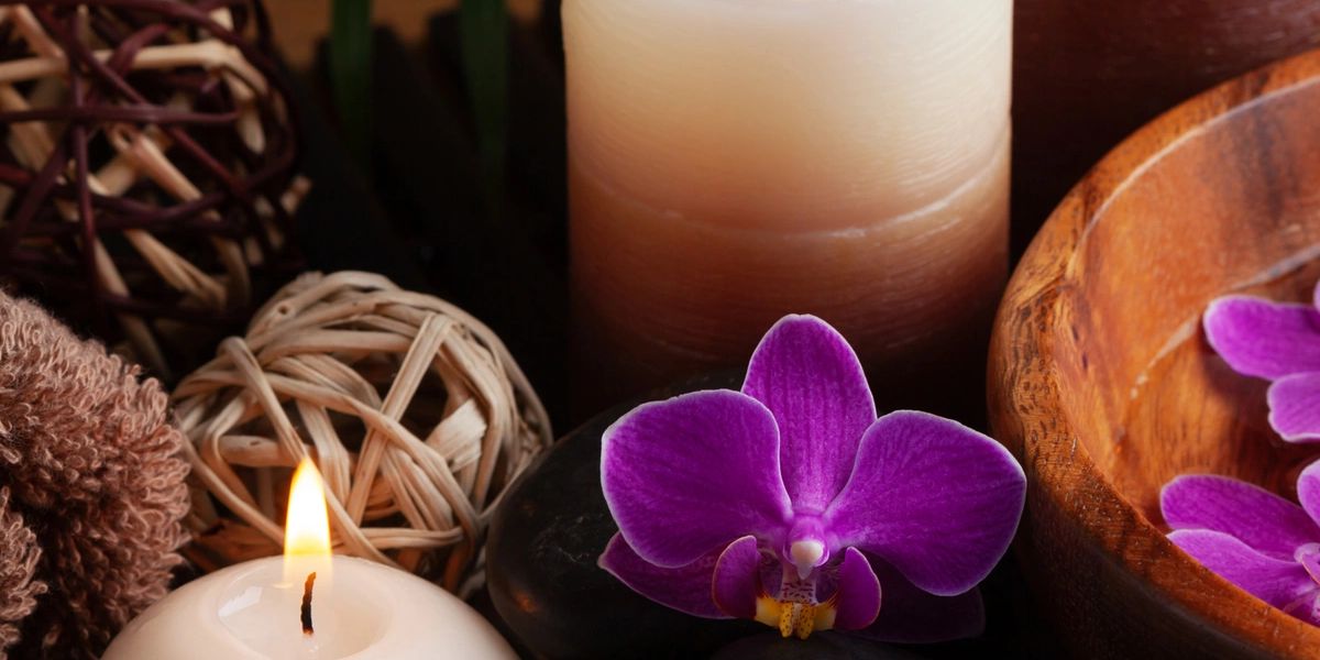 Scalp & temple massage